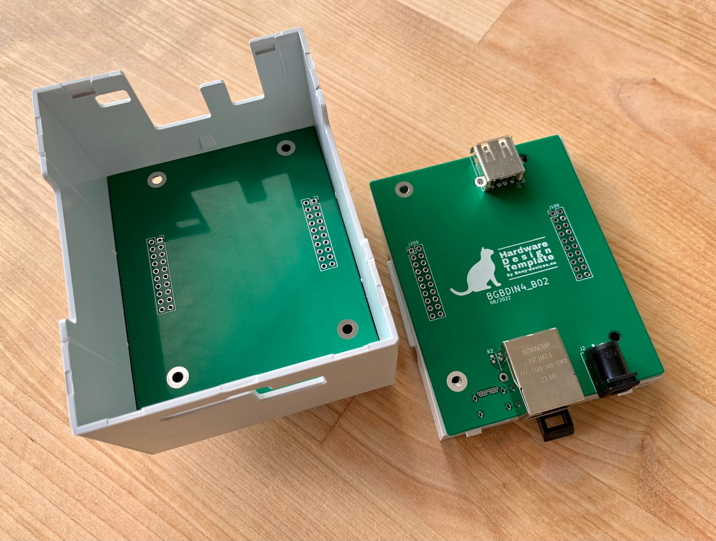 DIN rail node